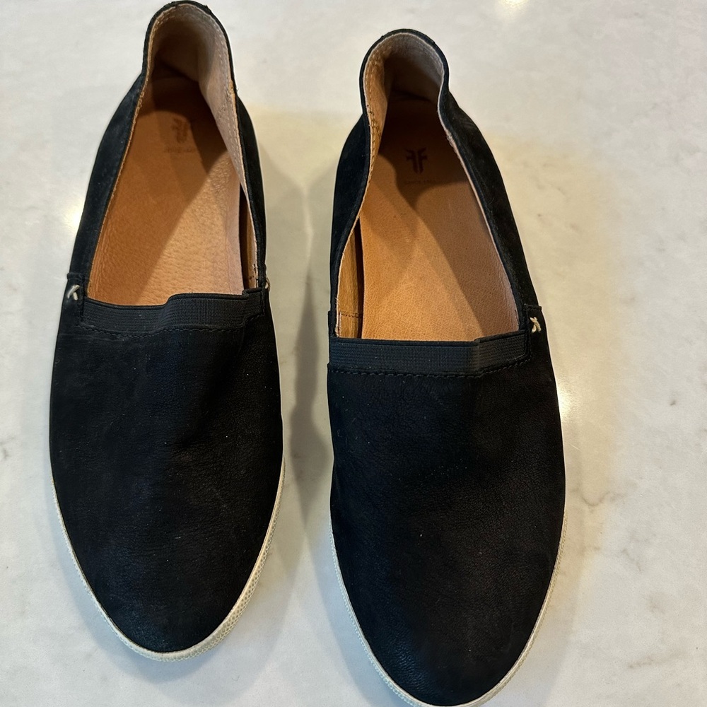 Women’s Frye Slip-On Melanie Casual Shoes in Black Suede Size 9